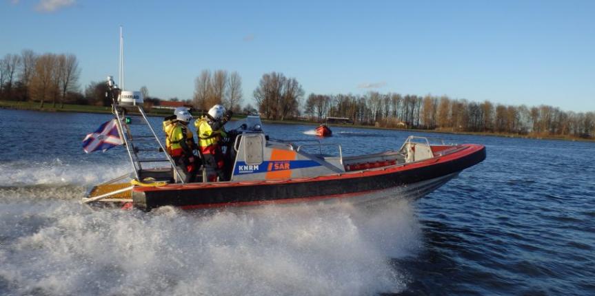 Reddingboot Tjepke Ekkelboom arriveert in Dordrecht